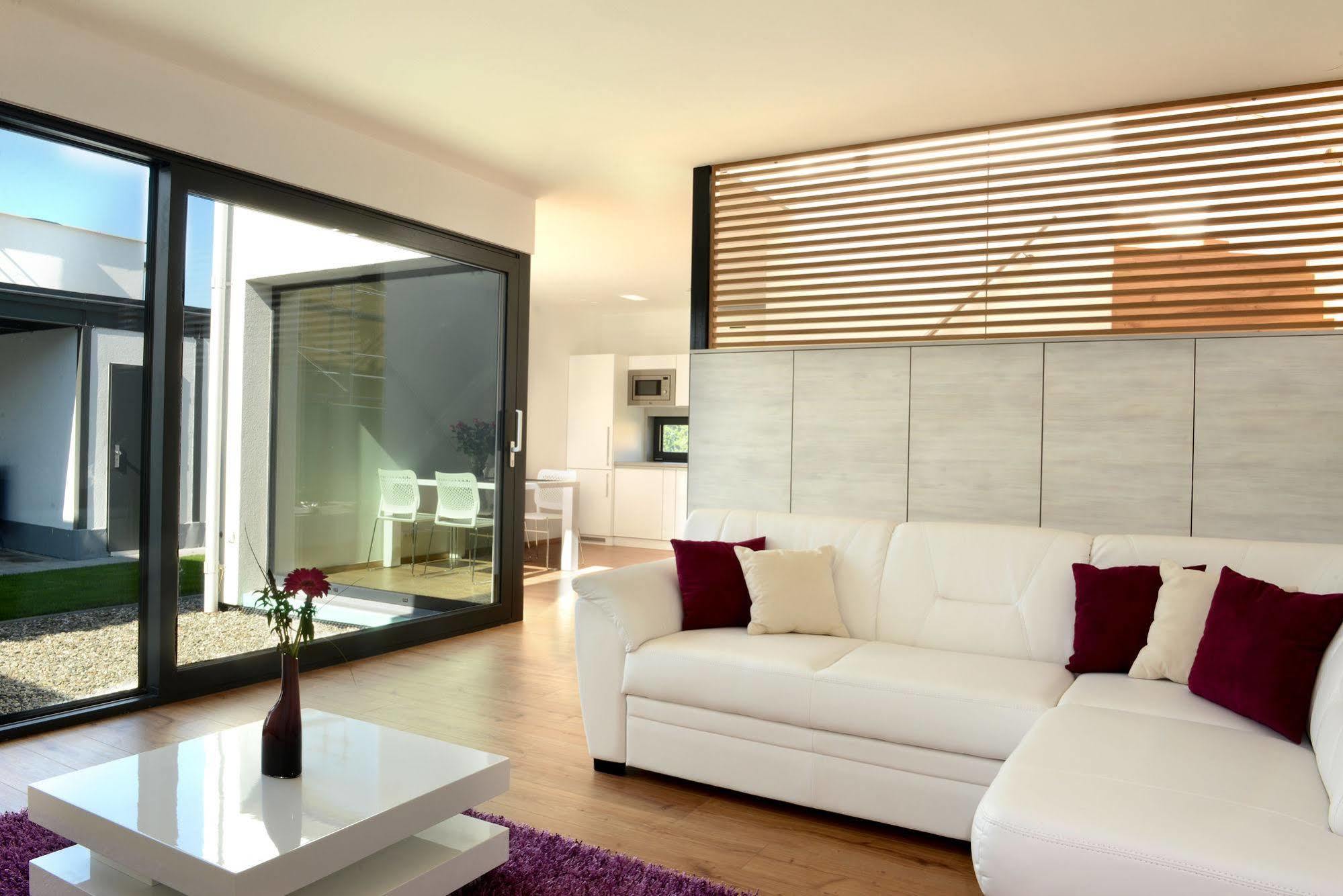 Apartmany Eden - Rezidence Luhacovice Luaran gambar