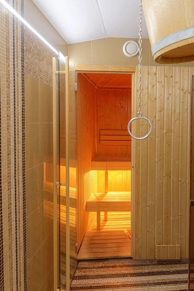 Apartmany Eden - Rezidence Luhacovice Luaran gambar